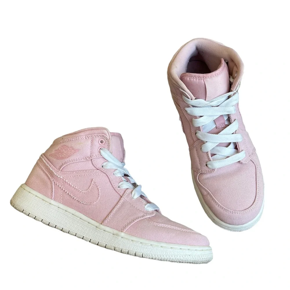 Nike soft pink